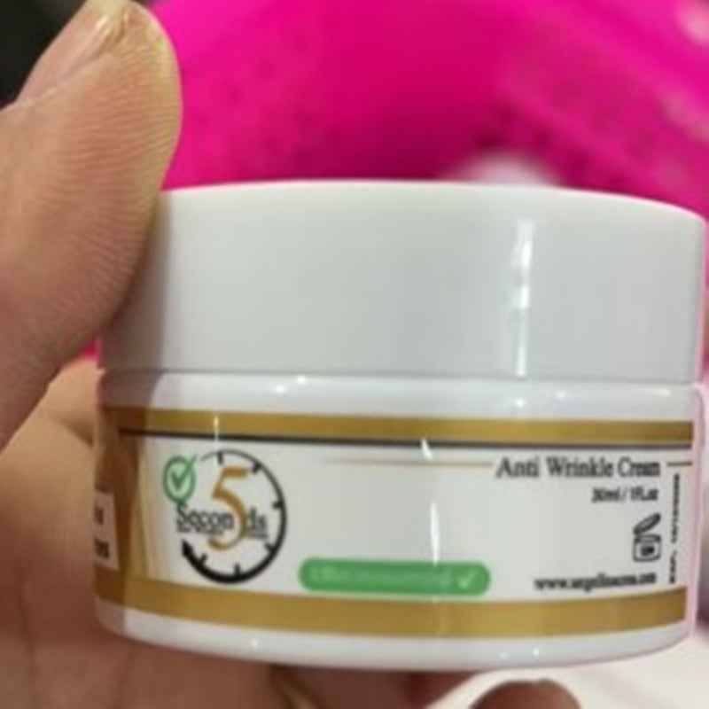 Retinol Moisturizing Cream – Smooth, Brighten & Restore Your Skin’s Natural Glow