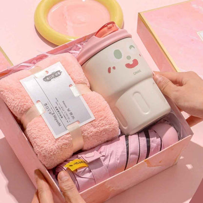 Practical Gift Set for Mother’s Day