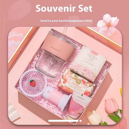 Practical Gift Set for Mother’s Day